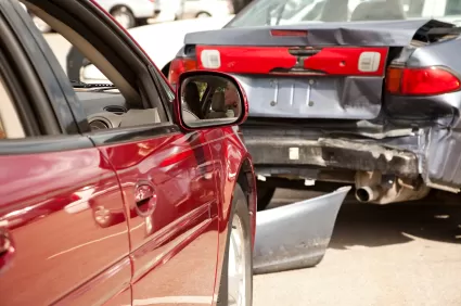 schade aan auto na botsing
